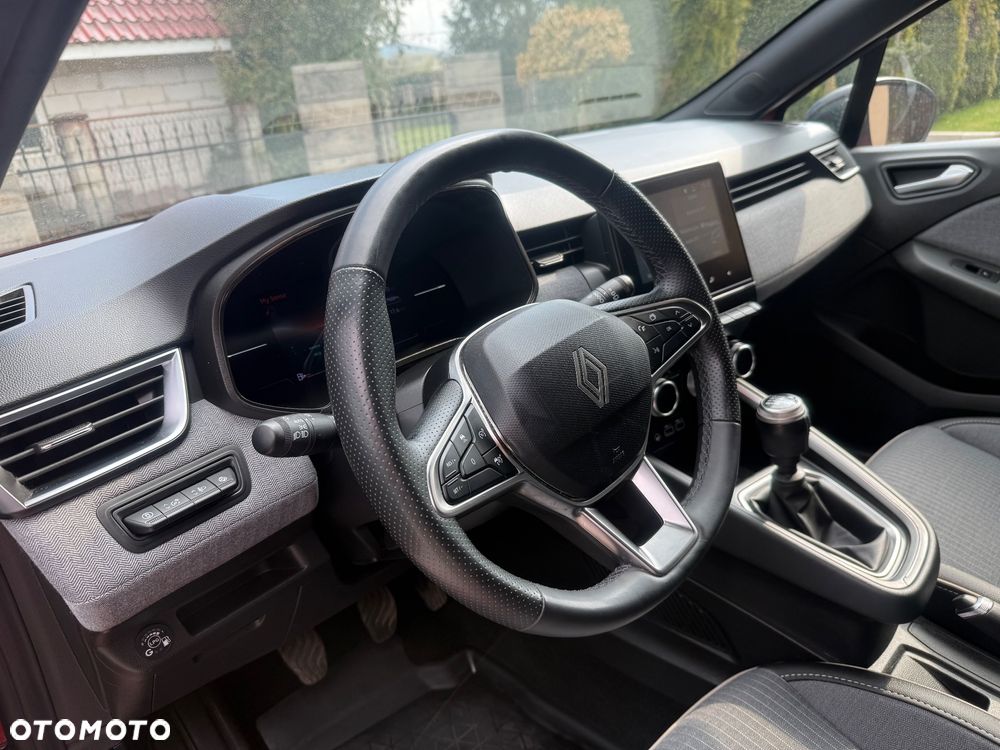 Renault Clio 1.0 TCe Techno - 22