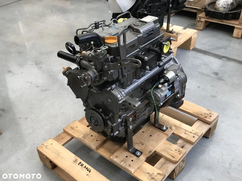 SILNIK HITACHI YANMAR 3TNV76 3TNV 76 15,7kW 9000netto - 3