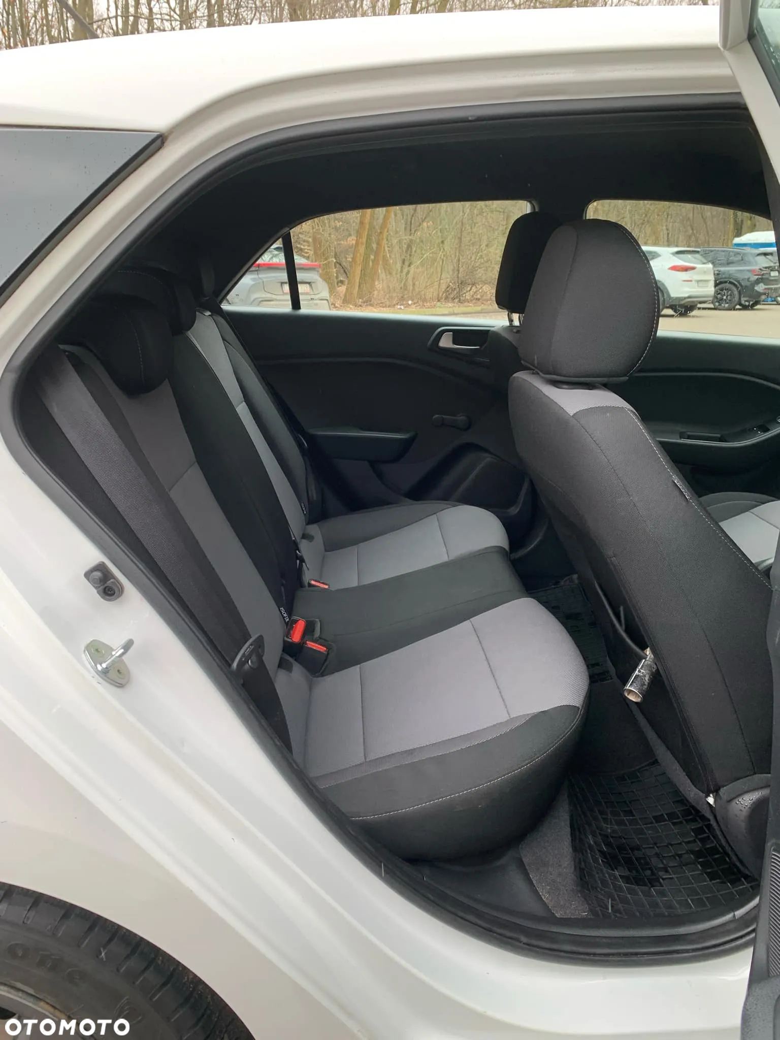 Hyundai i20 1.2 Fresh - 12