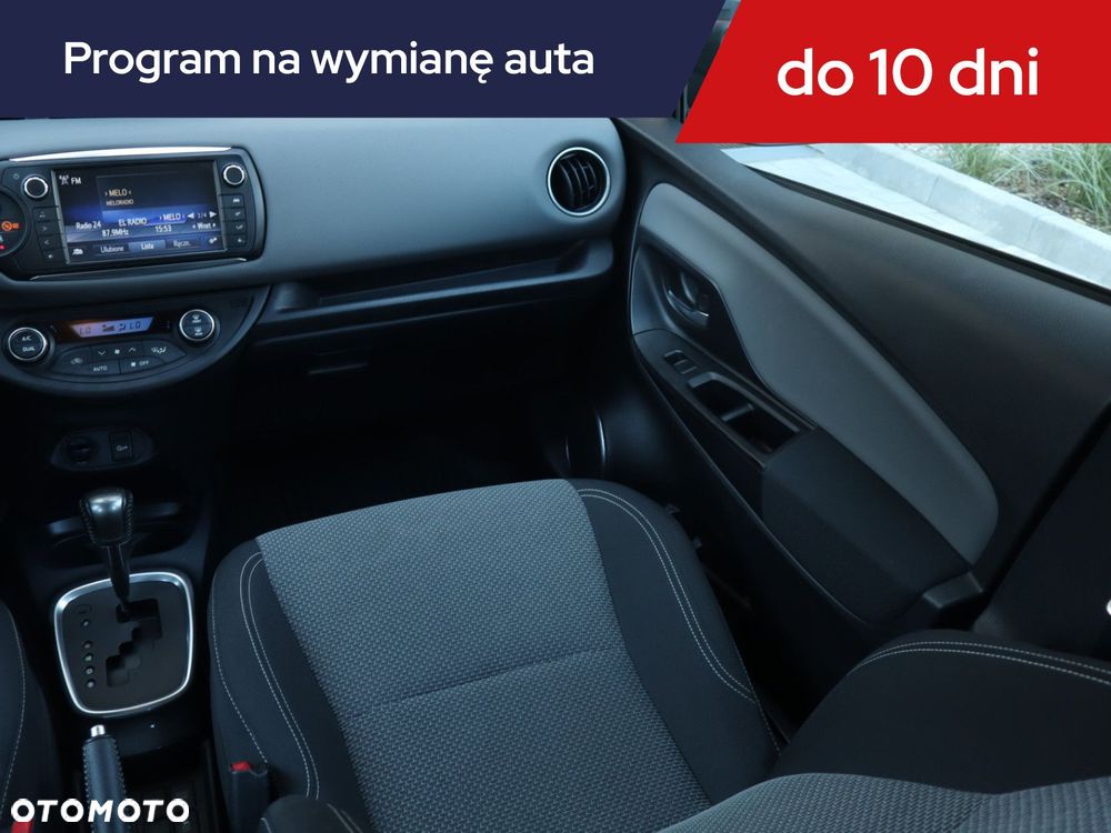 Toyota Yaris - 10