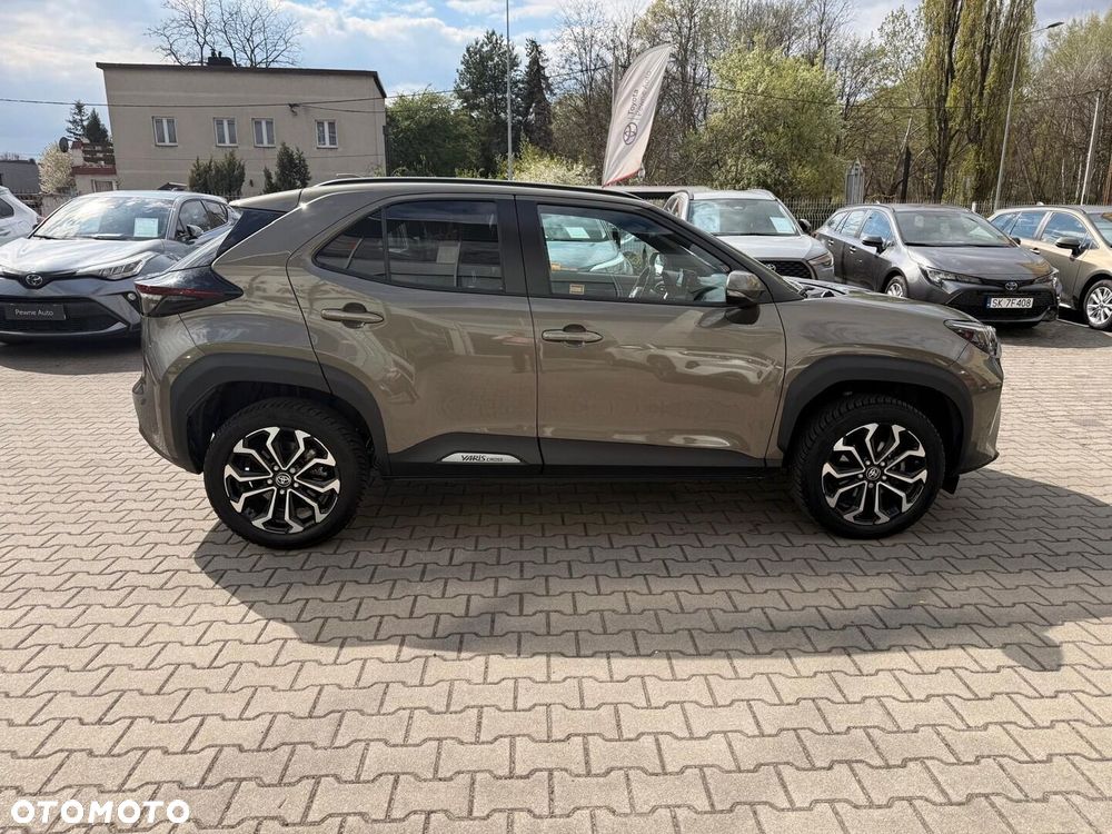 Toyota Yaris Cross Hybrid 1.5 Style - 17