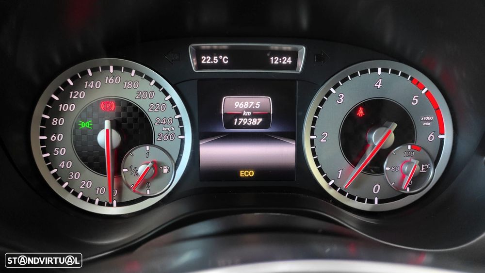 Mercedes-Benz A 200 CDi BE AMG Sport - 35