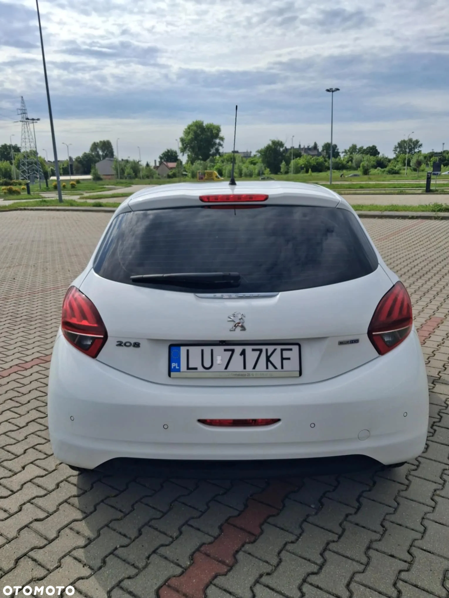 Peugeot 208 1.6 BlueHDi Active - 4