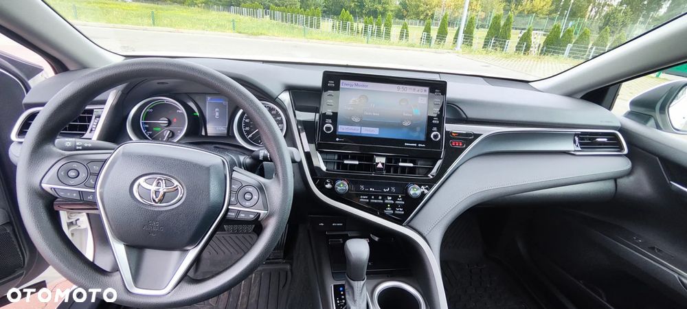 Toyota Camry - 15