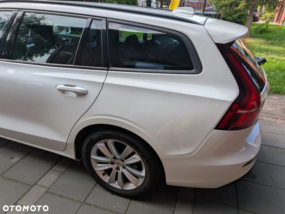 Volvo V60 D4 Momentum - 9