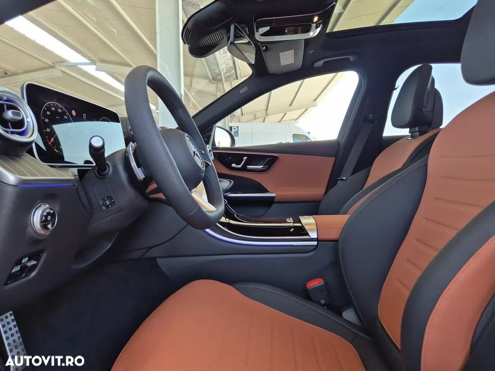 Mercedes-Benz C 220 d 4Matic T 9G-TRONIC AMG Line - 13