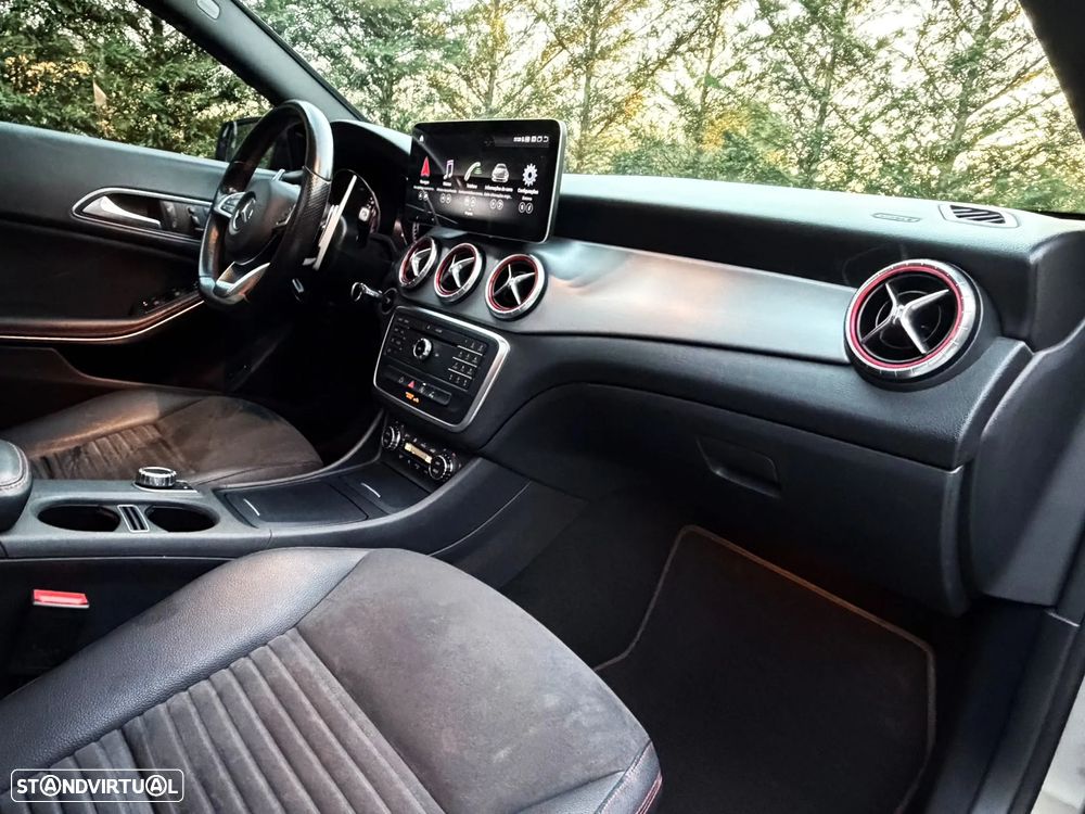 Mercedes-Benz CLA 220 d 7G-DCT AMG Line - 20