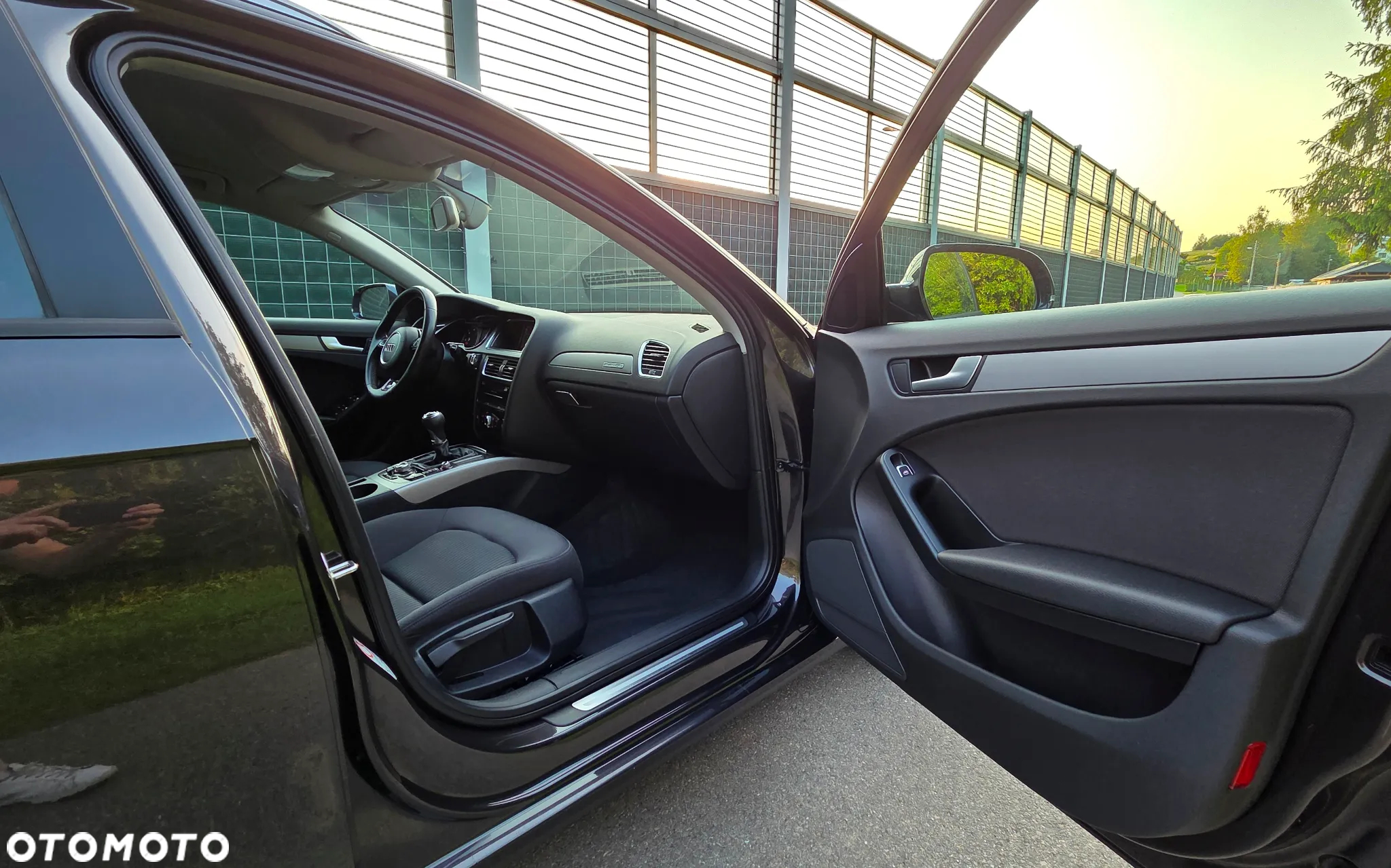 Audi A4 Avant 2.0 TDI quattro - 26