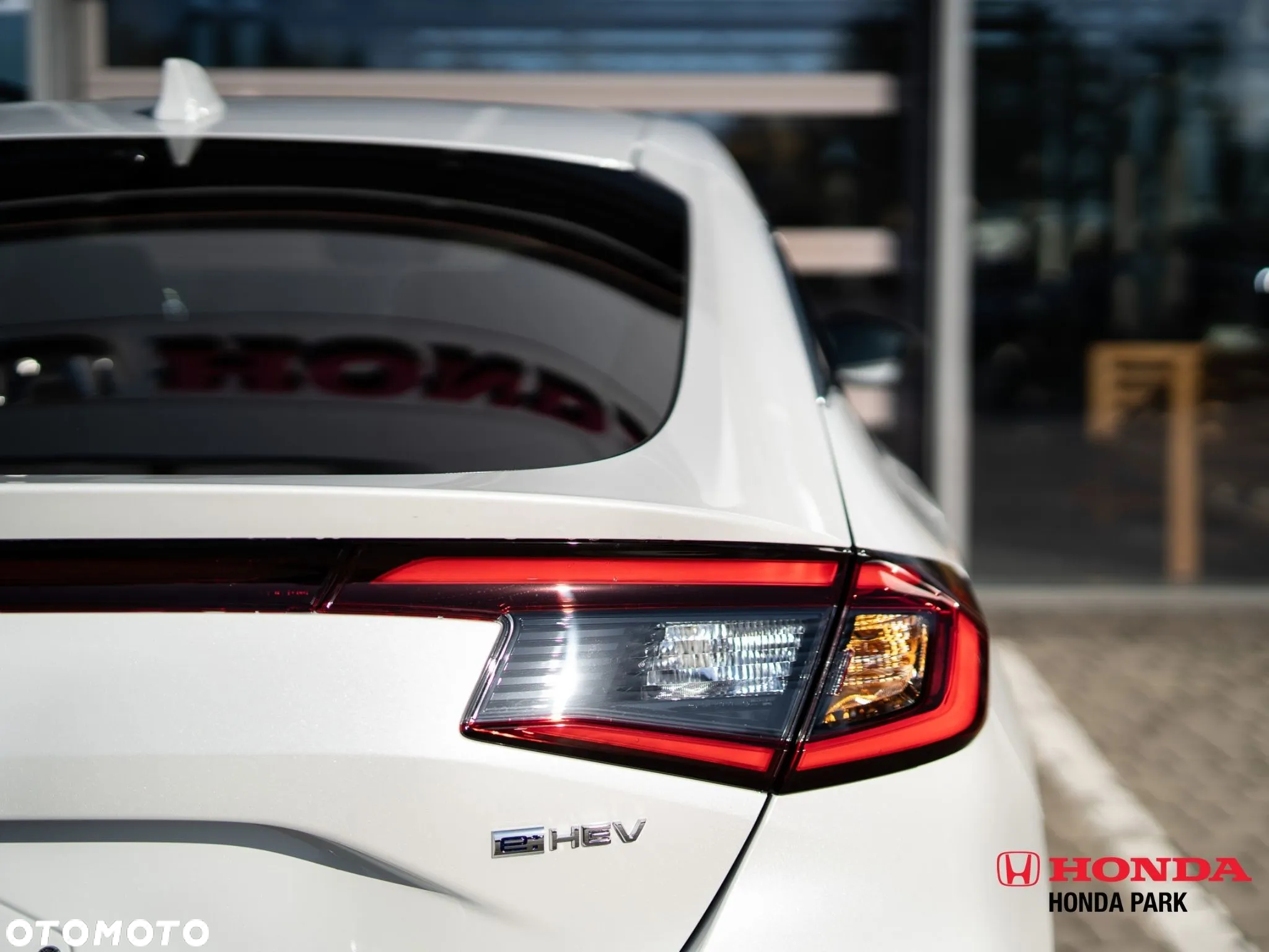 Honda Civic 2.0 i-MMD Advance BSI CVT - 6
