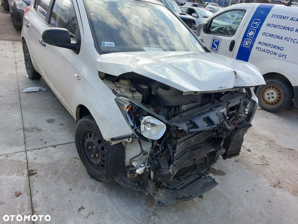Drzwi HYUNDAI i20 1,2D 13R. lampy,zderzaki,drzwi,fotele.... - 3
