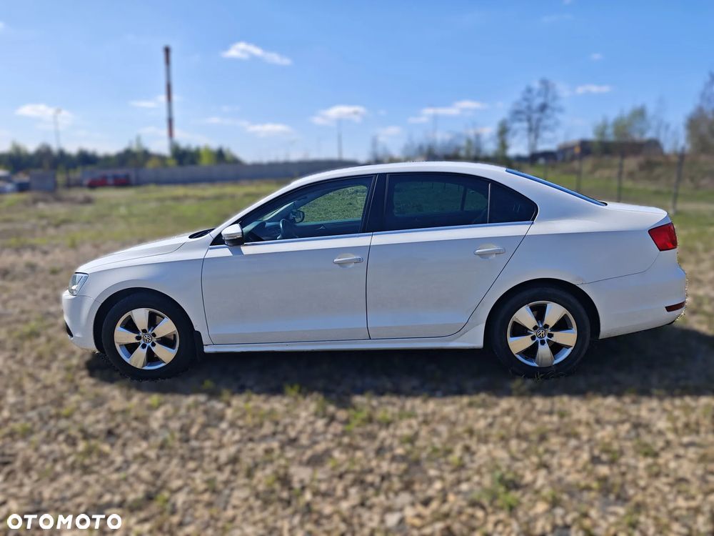 Volkswagen Jetta 1.4 TSI Highline - 2