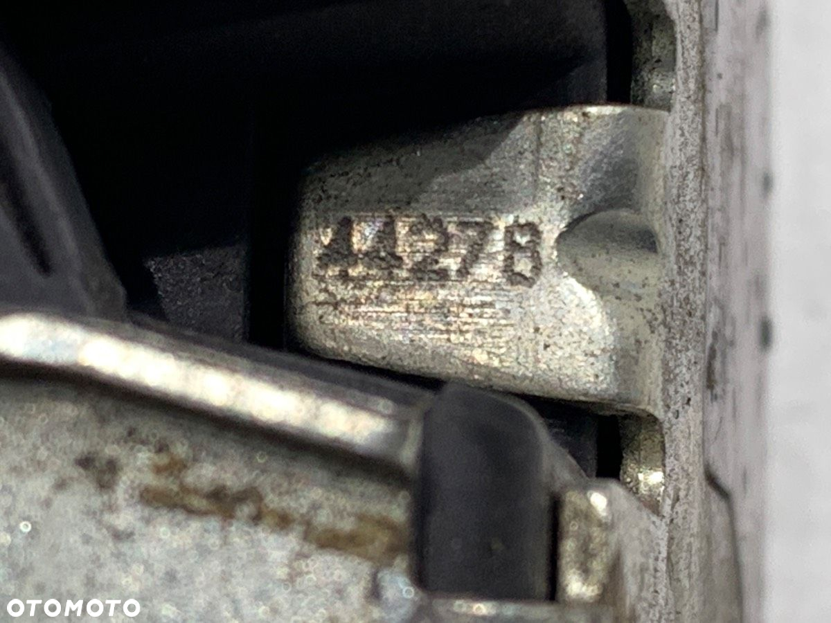 ZAMEK DRZWI PRAWY TYŁ - 125.00 PLN - LAND ROVER FREELANDER I (L314) 1998 - 2006 2.0 DI 4x4 72 kW - 4