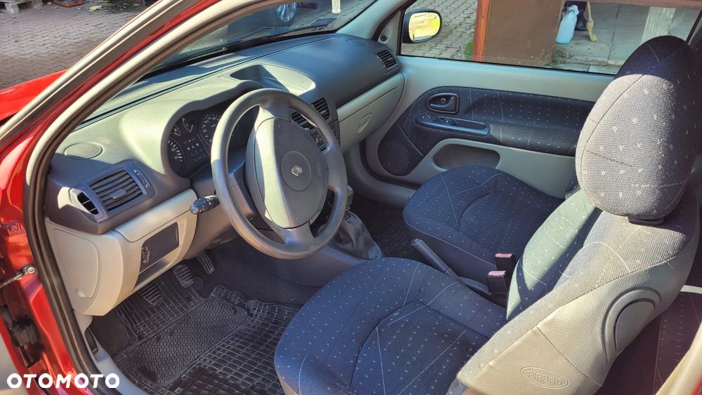 Renault Clio 1.2 Free - 3