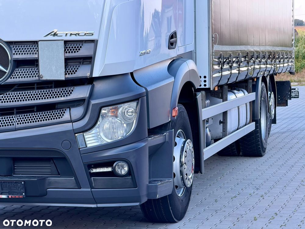 Mercedes-Benz ACTROS 2540 / FIRANKA / WINDA / 20 EUROPALET / OŚ PODNOSZONA / AUTOMAT / E6 / 2018 ROK / NISKI PRZEBIEG / SPROWADZONY - 17