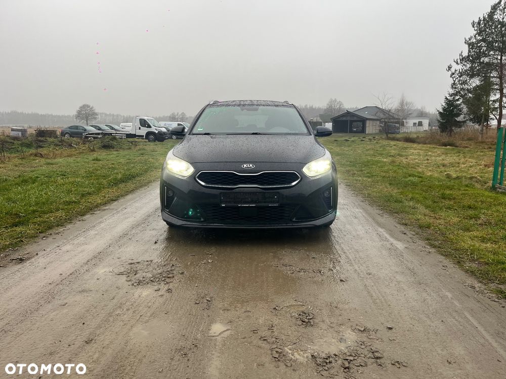 Kia Ceed 1.4 T-GDI DCT OPF GT Line - 1