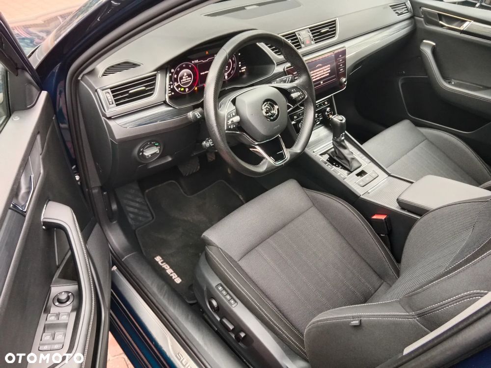 Skoda Superb 2.0 TDI SCR Style DSG - 10