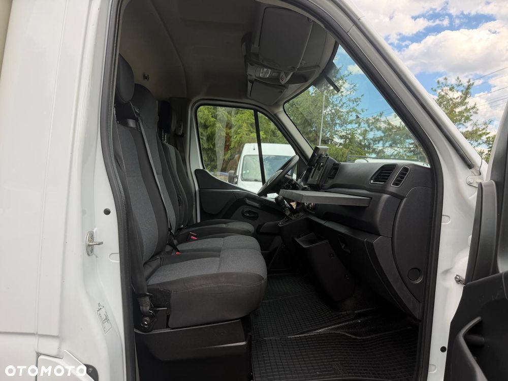 Renault NV400 / Master / Kontener / Winda / 2.3D / 165 KM / Hak / Kamera / FV23% - 23