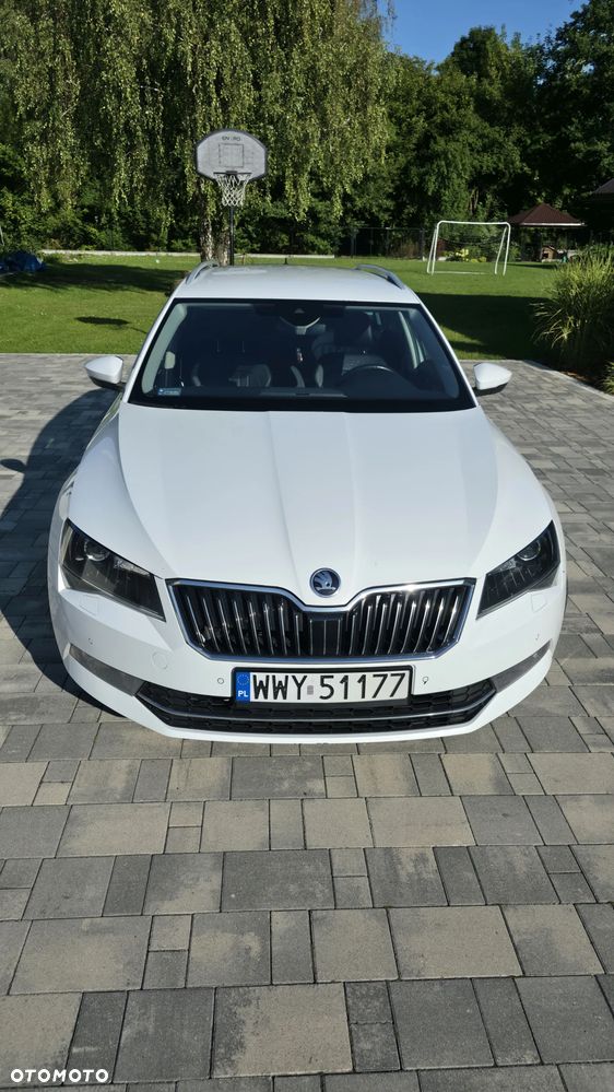 Skoda Superb 2.0 TDI L&K DSG - 3