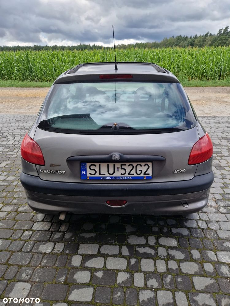 Peugeot 206 - 3