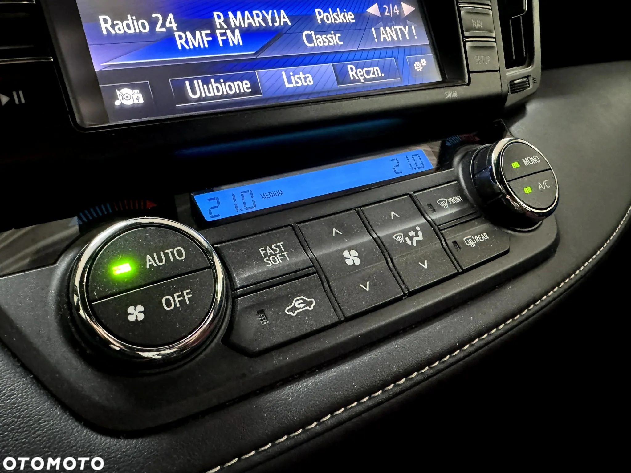 Toyota RAV4 Hybrid Selection 4x4 - 28