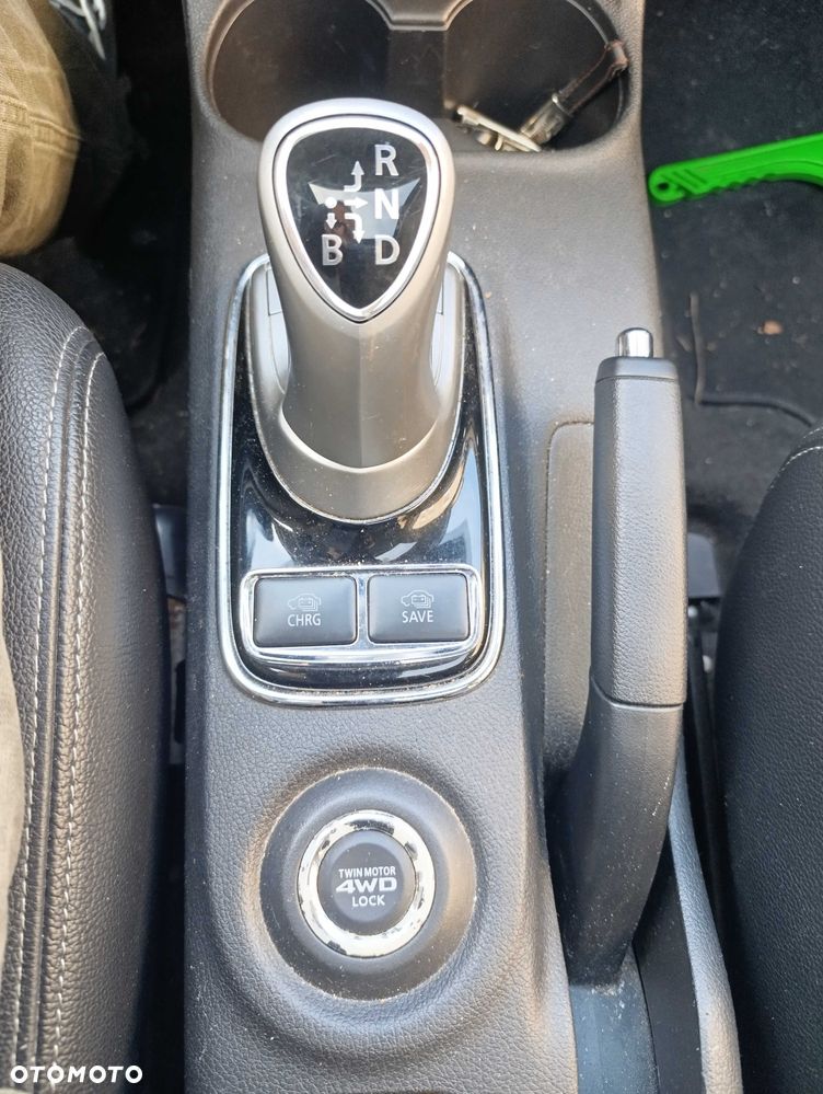 Mitsubishi Outlander - 8