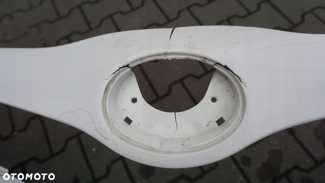 ZDERZAK PRZÓD PRZEDNI TOYOTA YARIS III BIAŁY 12-15 rok PRZED LIFT - 5
