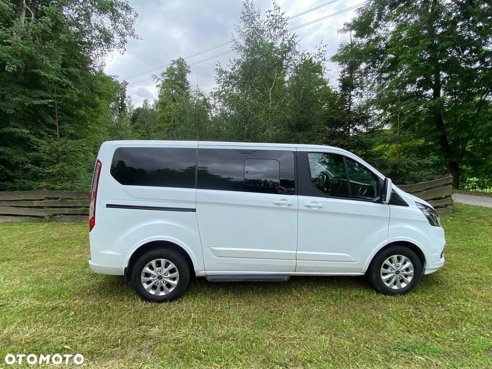 Ford Tourneo Custom - 7