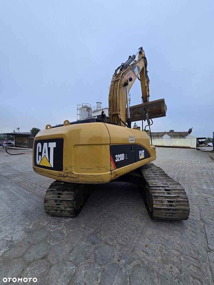 Caterpillar CAT320DL - 5