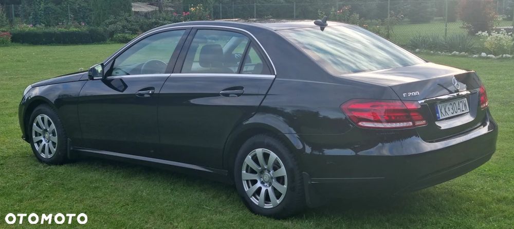 Mercedes-Benz Klasa E 200 7G-TRONIC Elegance - 4