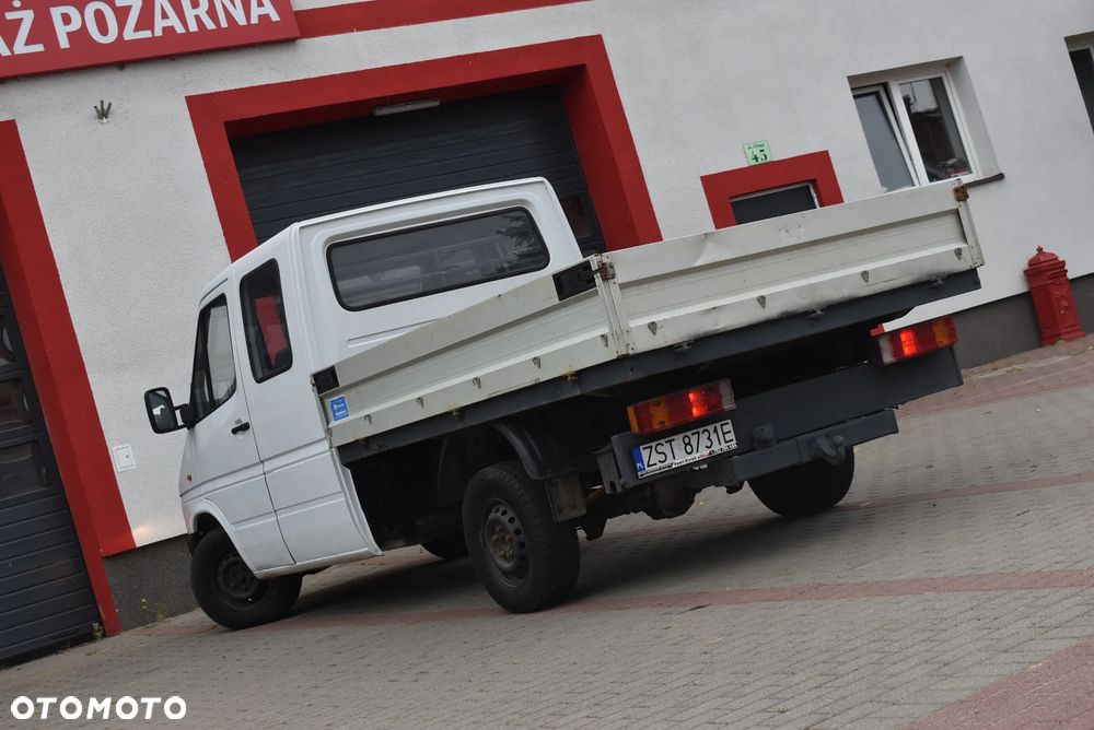 Mercedes-Benz SPRINTER - 12