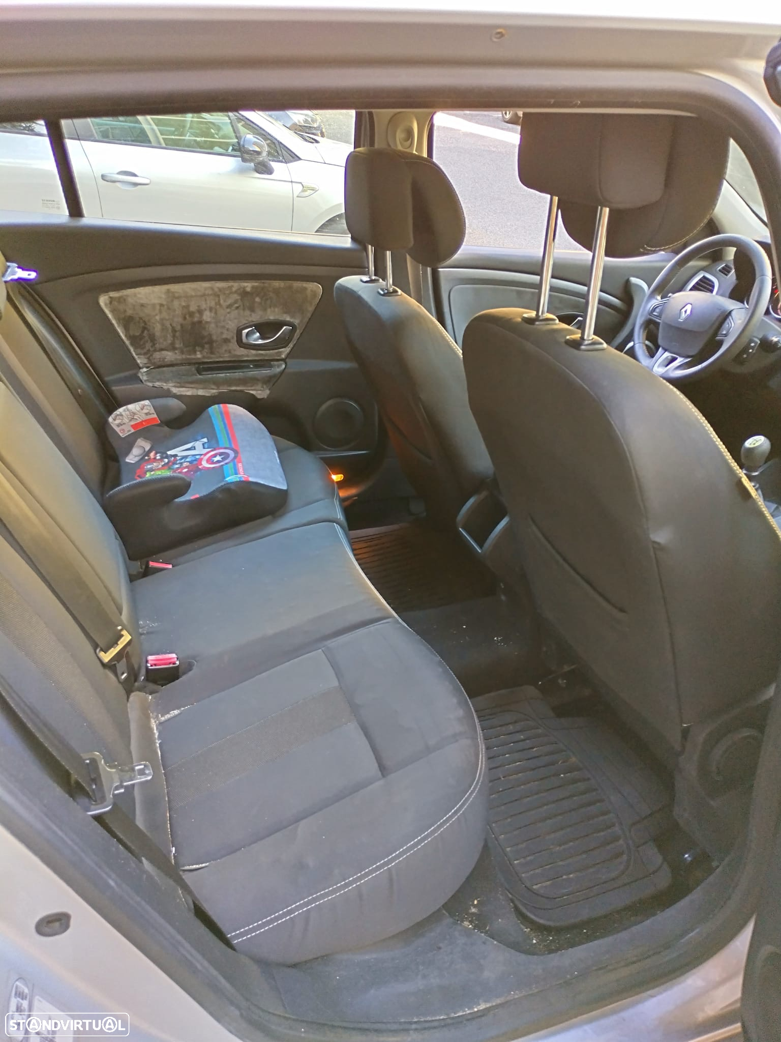 Renault Mégane 1.5 dCi Dynamique - 6