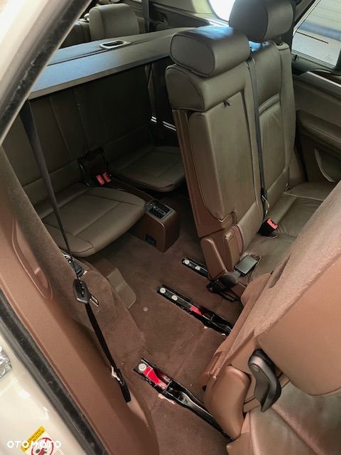 BMW X5 3.0si xDrive - 13