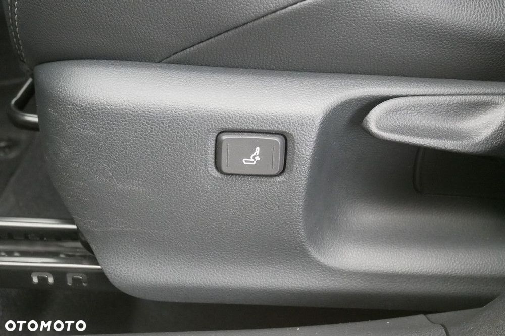 Toyota Yaris Cross - 30