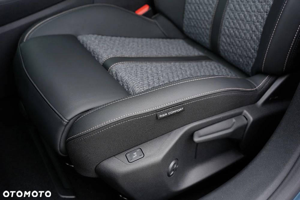 Peugeot 308 1.5 BlueHDi Allure S&S EAT8 - 8