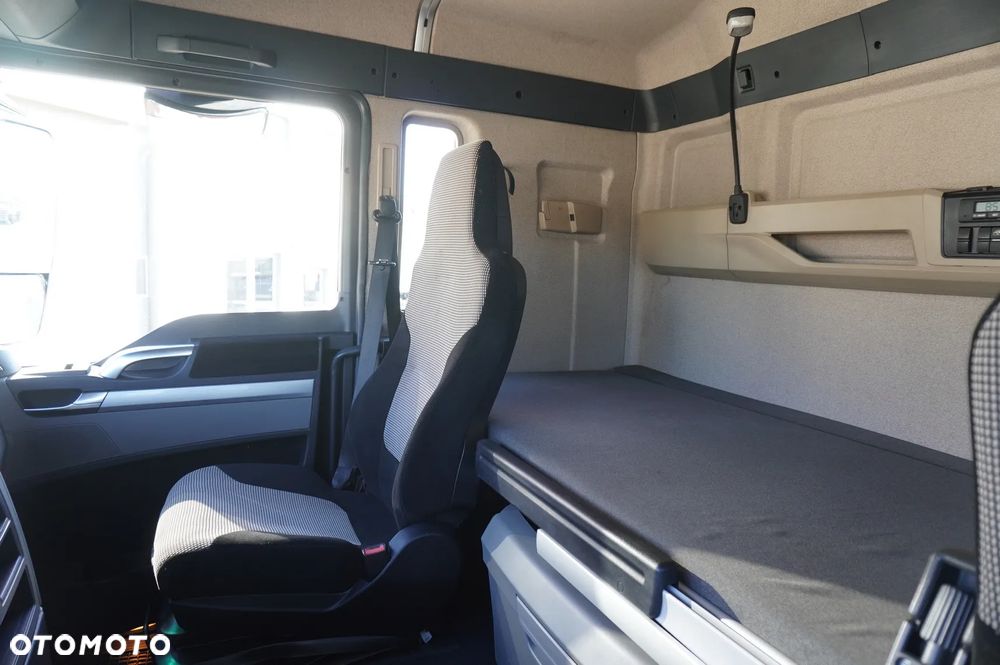 MAN TGX 33.640 6x4 / DMC 70000 kg / 280 tys. km - 17