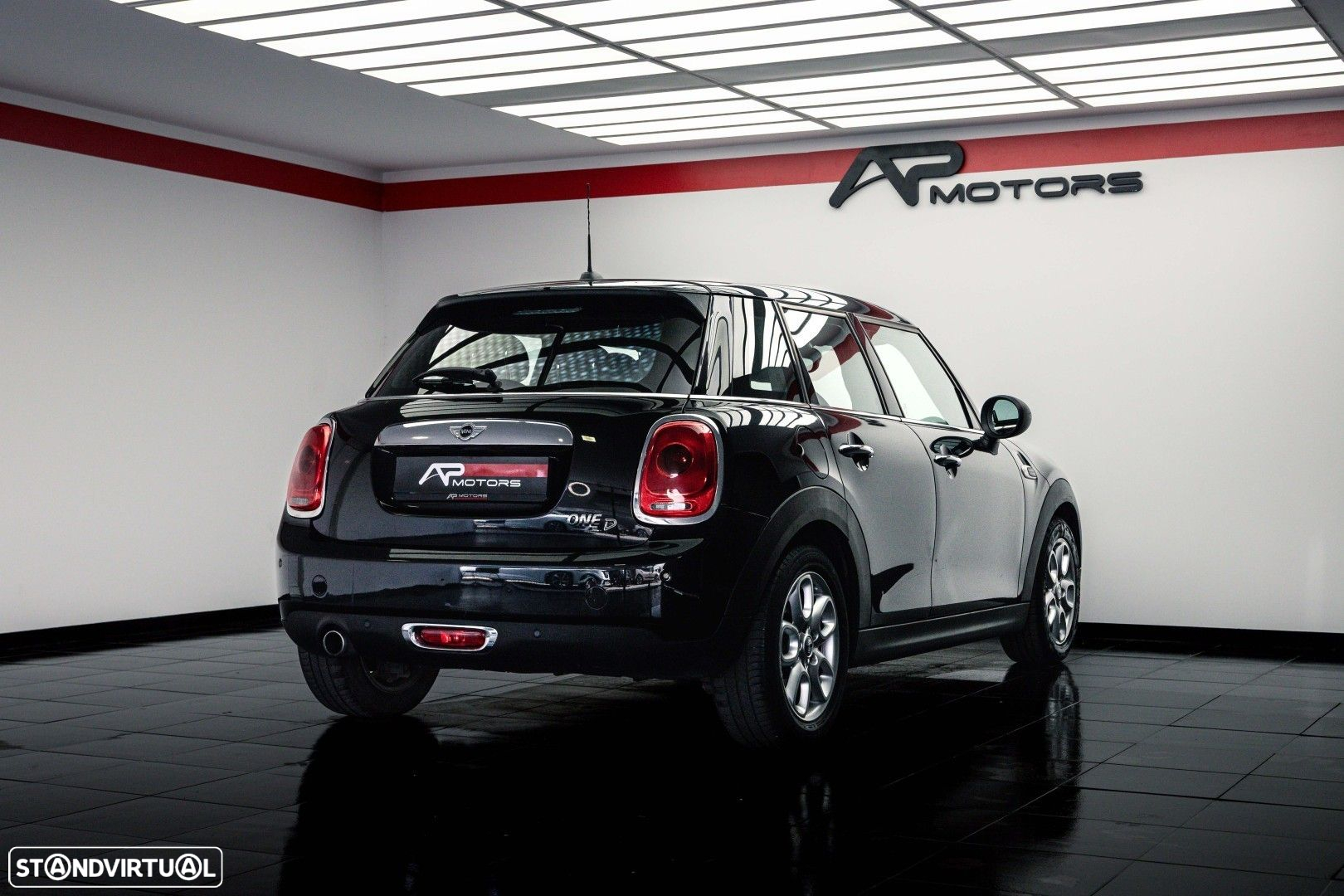 MINI 5 Portas One D - 5