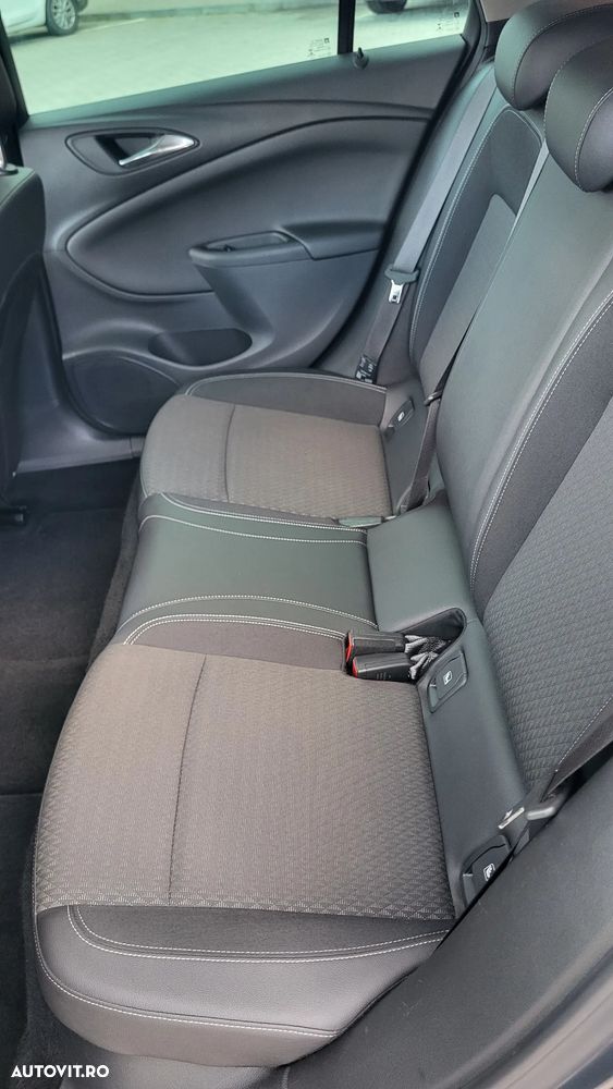 Opel Astra 1.6 D (CDTI) Start/Stop Innovation - 12