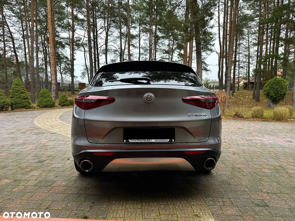 Alfa Romeo Stelvio 2.0 Turbo 16V AT8-Q4 B-Tech - 7