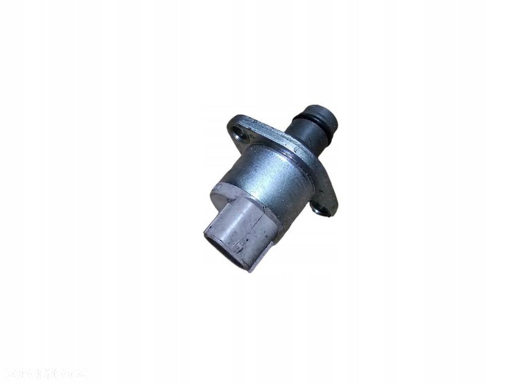Czujnik ciśnienia pompy wtryskowej 2,5L Maxity Cabstar 07-23r - 2