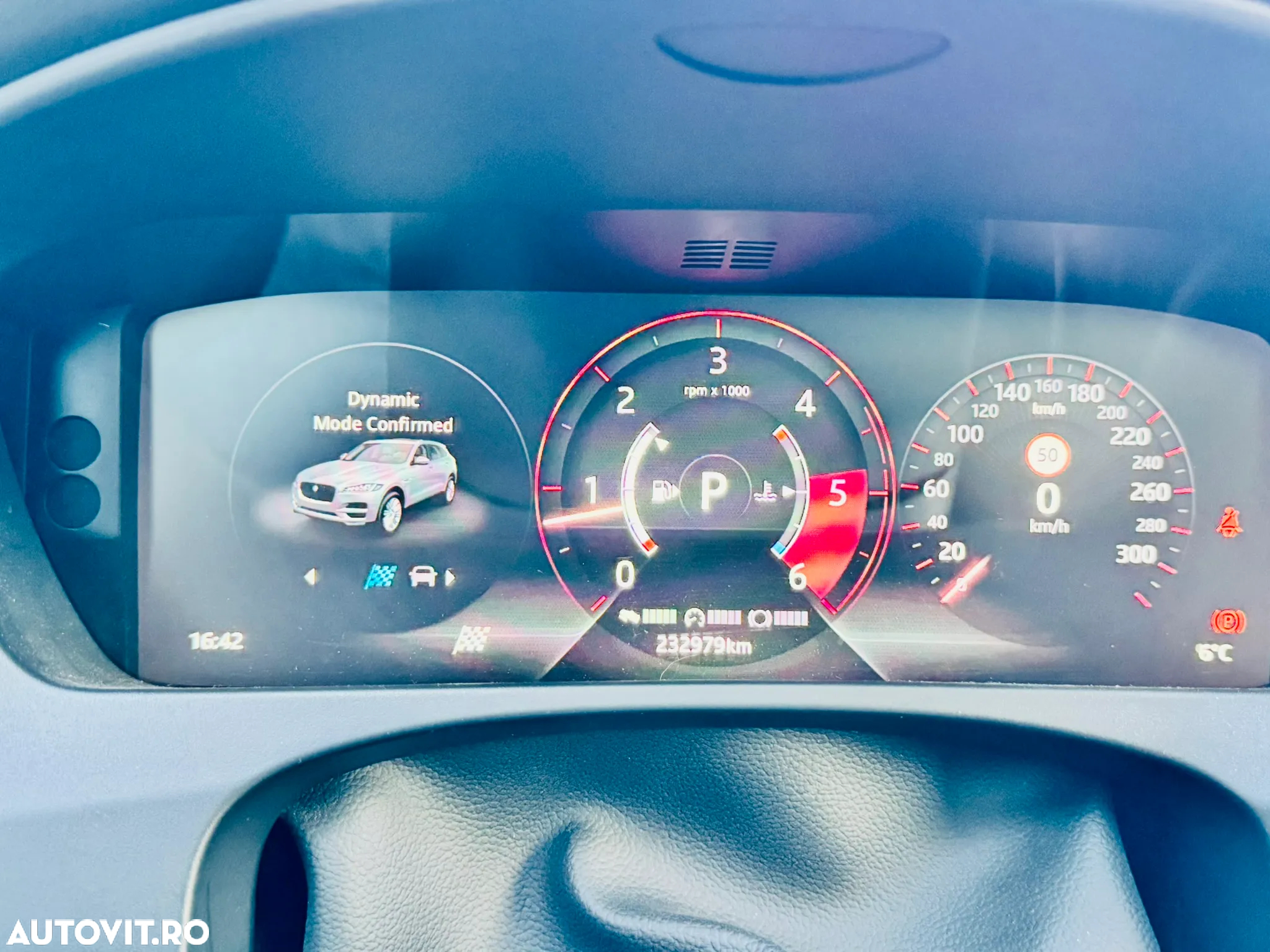 Jaguar F-Pace 20d AWD R-Sport - 14