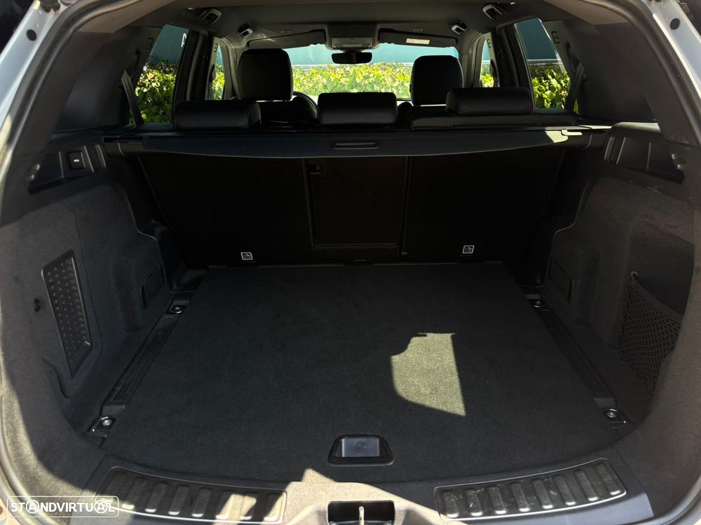 Land Rover Discovery Sport - 26