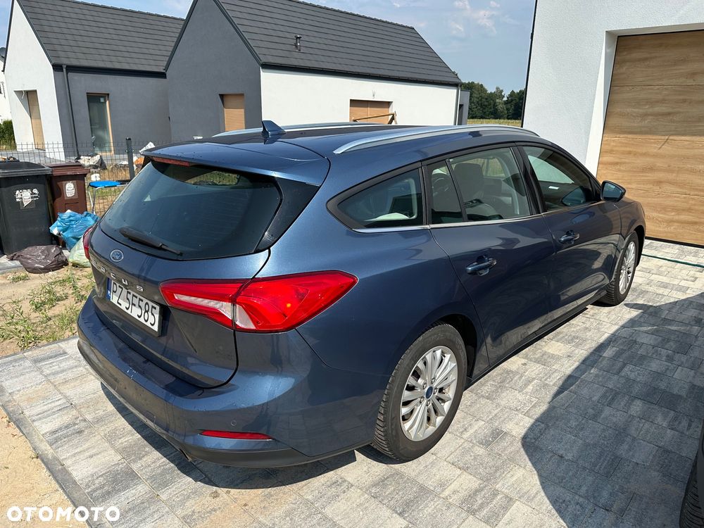 Ford Focus - 4