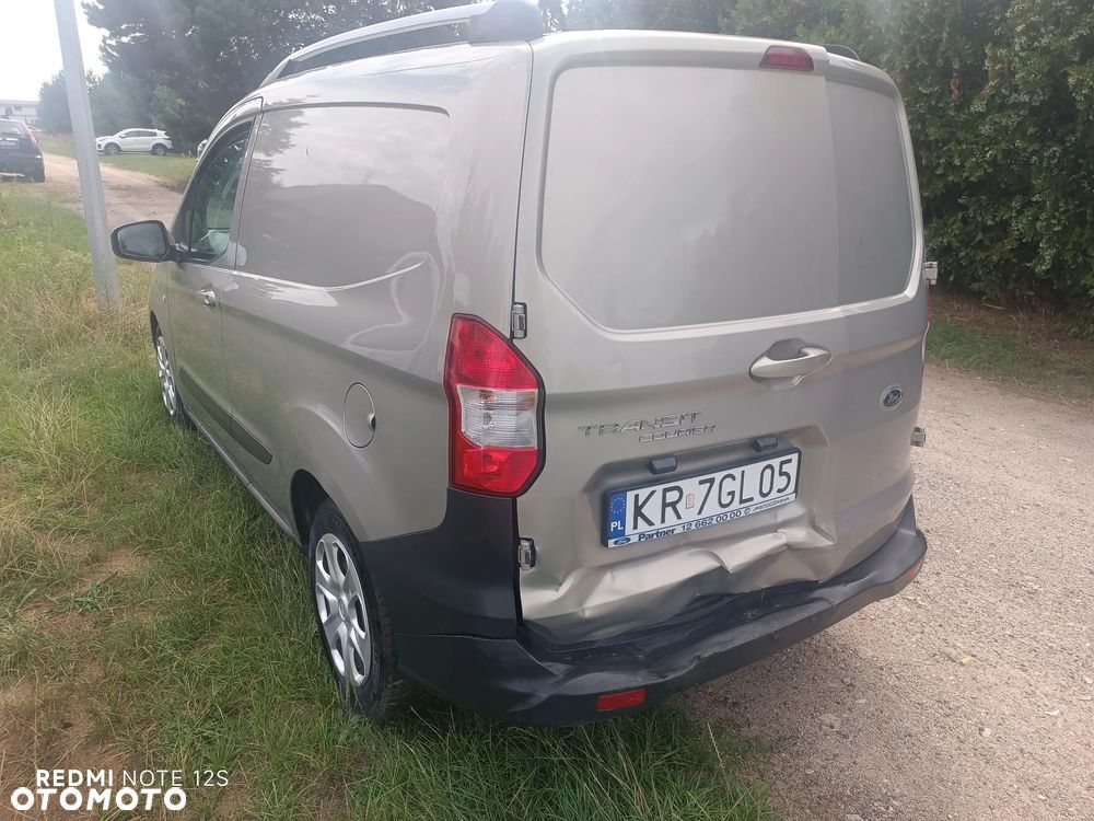 Ford Courier - 3