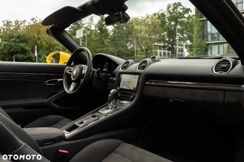 Porsche 718 Boxster GTS 4.0 PDK - 17