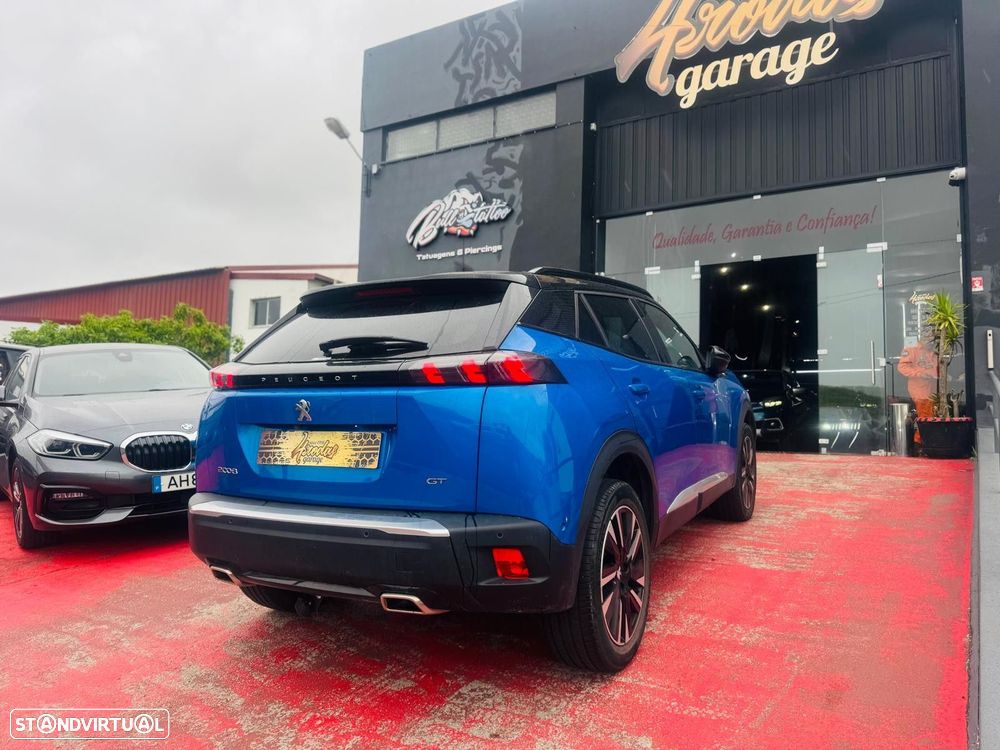 Peugeot 2008 1.2 PureTech GT EAT8 - 11