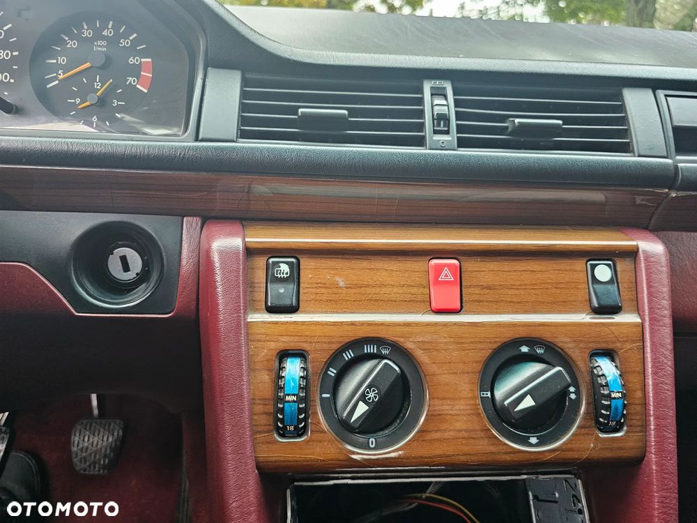 Mercedes-Benz W124 (1984-1993) - 4