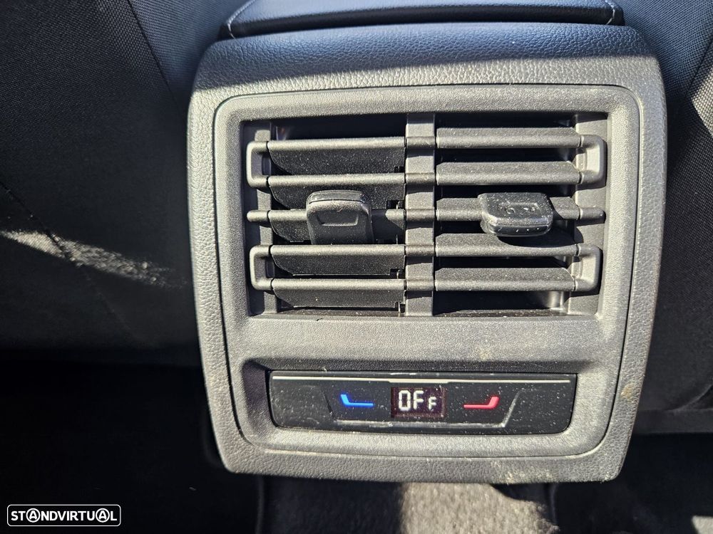 VW Golf 1.0 TSI Sportline - 43