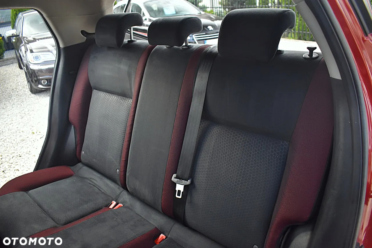 Nissan Juke 1.6 Acenta S&S - 19