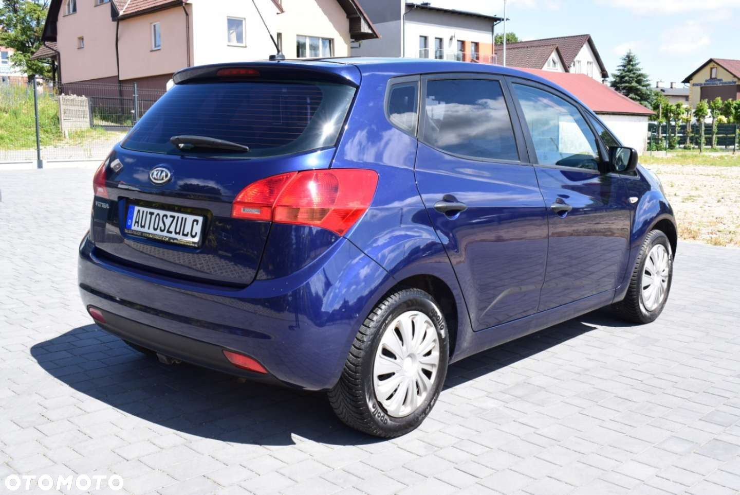 Kia Venga - 7