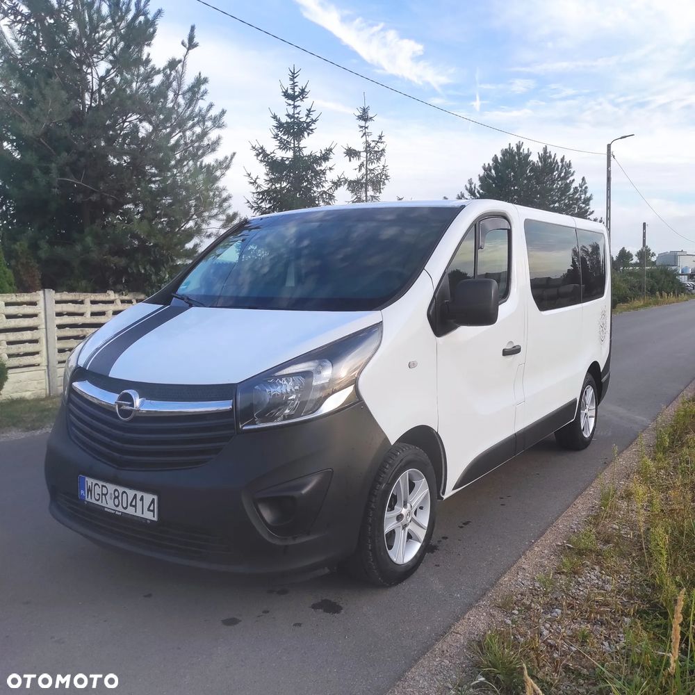 Opel Vivaro - 1